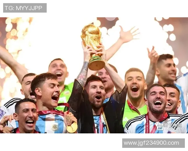 阿德足球巨星传奇之路辉煌成就与绿茵岁月全景展现